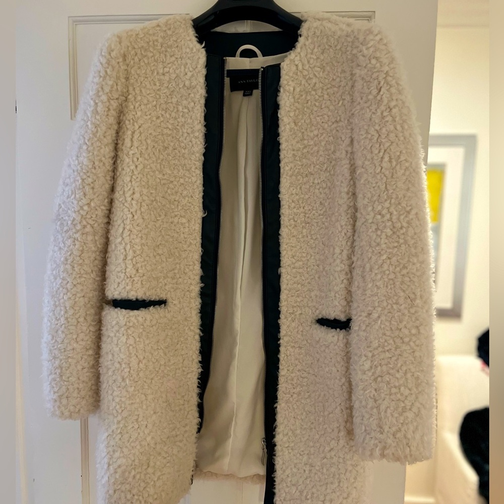 Ann Taylor Sherpa Black and White Fashion Teddy Coat Size XXS